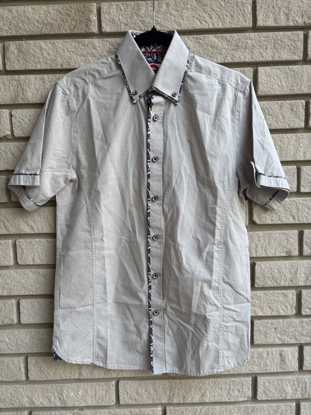 Jermyn & Bond Short-Sleeve Button-Down Shirt Grey Paisley Trim Modern Fit Small